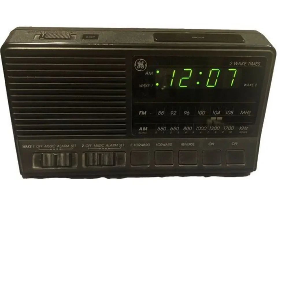 GE Alarm Clock Model: 7-4648A-AM/FM-Corded/Batt.Bkup Tested And Works See Photos